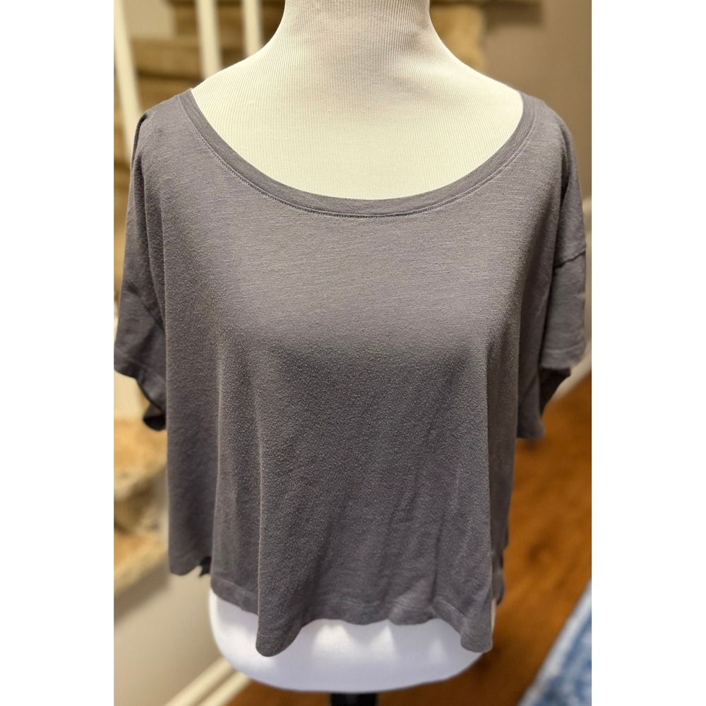 Pink Victoria's Secret Gray Cropped T-Shirt Womens Small Scoop Neck Boxy Tee